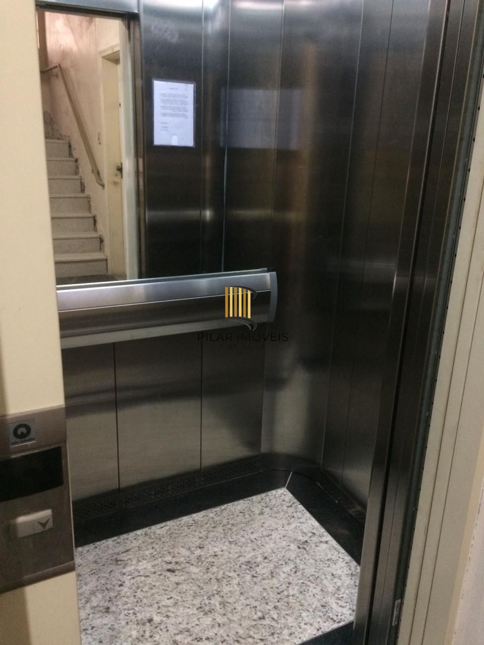 Amplo apartamento 03 dormitórios Cidade Baixa