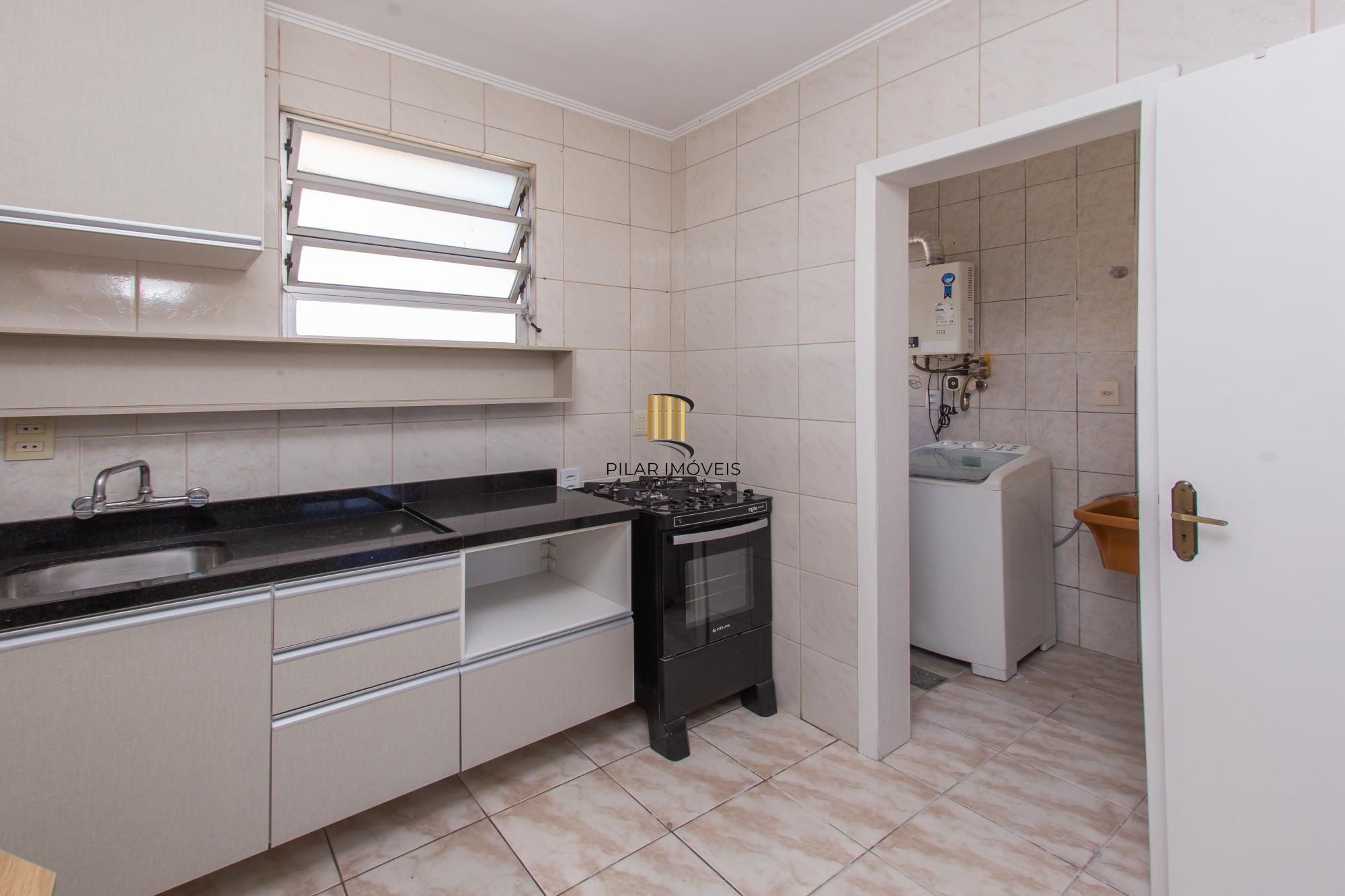 Cobertura de 02 dormitorios no bairro Medianeira- Porto Alegre /RS