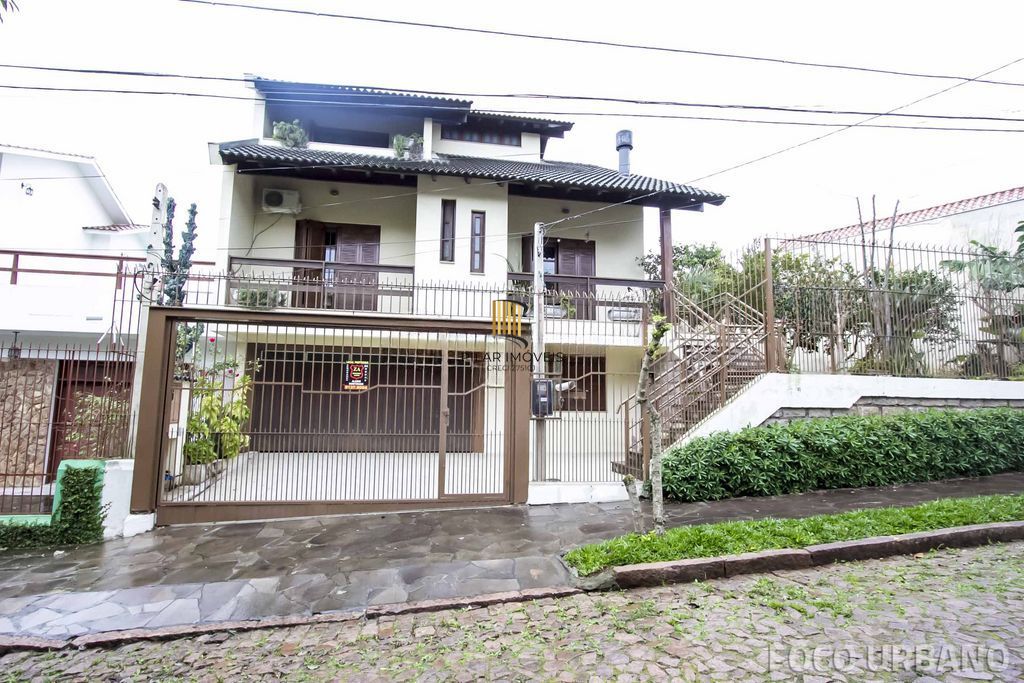 Casa 3 dormitórios à venda no Bairro Parque Santa Fé - Porto Alegre