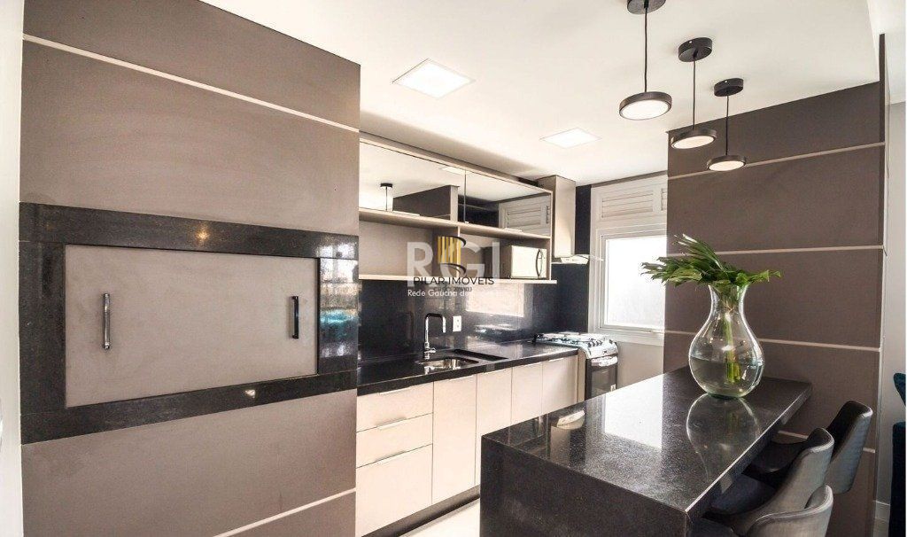 Apartamento para Venda - 57m², 2 dormitórios, 1 vaga - Cidade Baixa