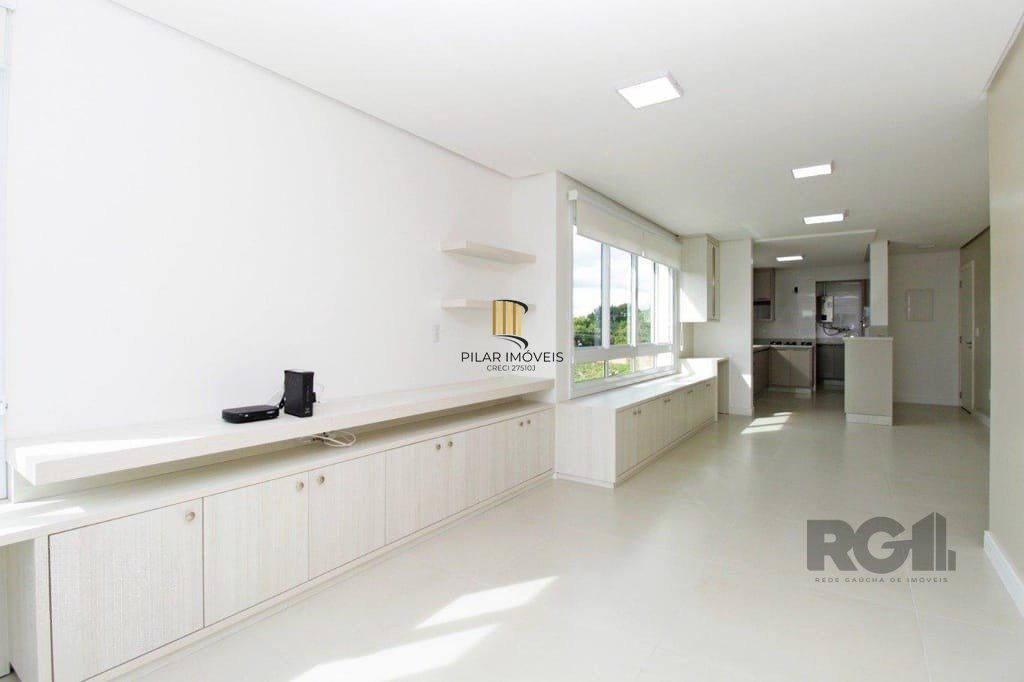 Excelente apartamento de 98m² com 3 dormitórios e 2 vagas.