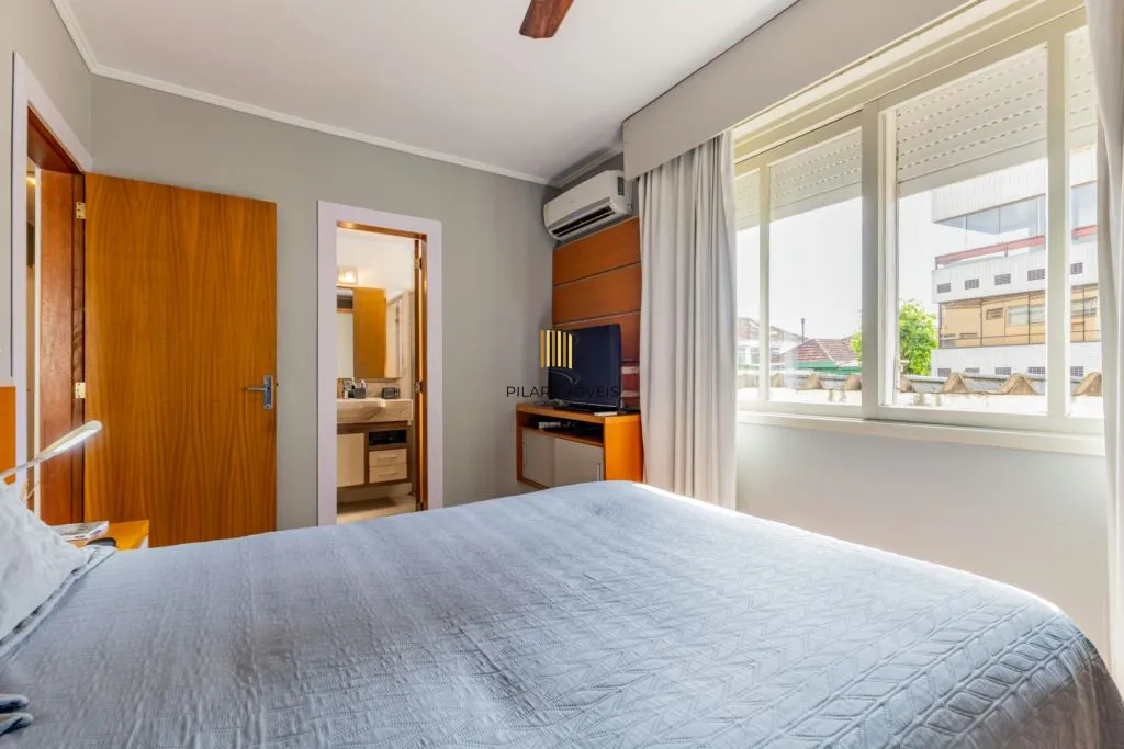 Apartamento de 3 dormitórios à venda em Petrópolis - Porto Alegre