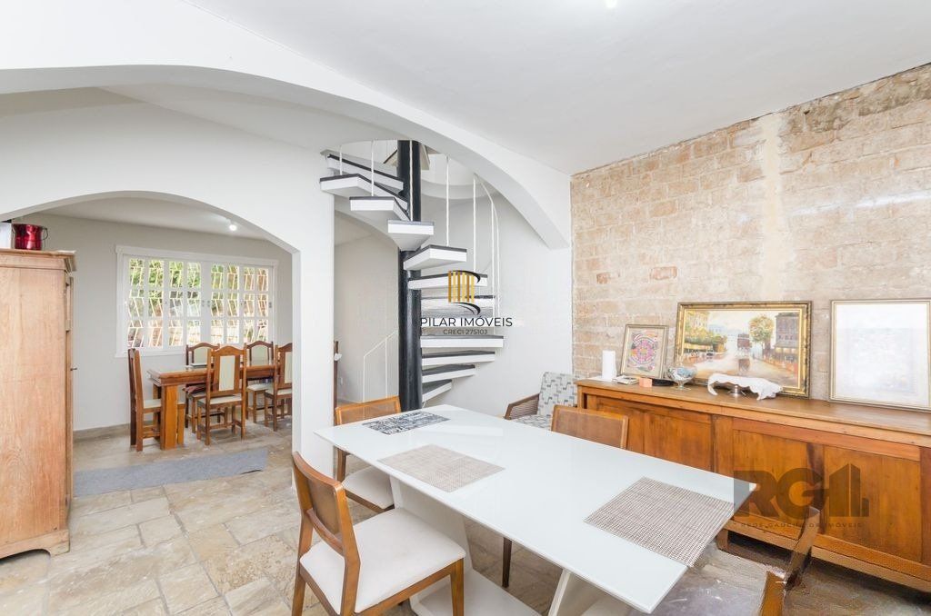 Casa de 4 dormitórios no bairro Três Figueiras - Pilar Imóveis