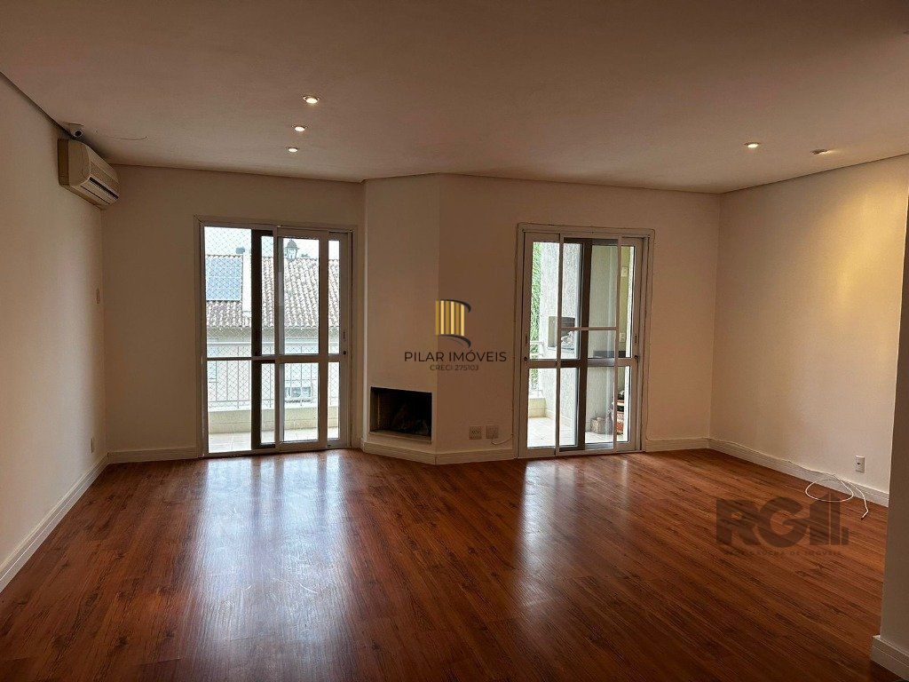 Casa em condomínio com 245m² - 3 dormitórios, 2 vagas no bairro Pedra Redonda - Pilar Imóveis
