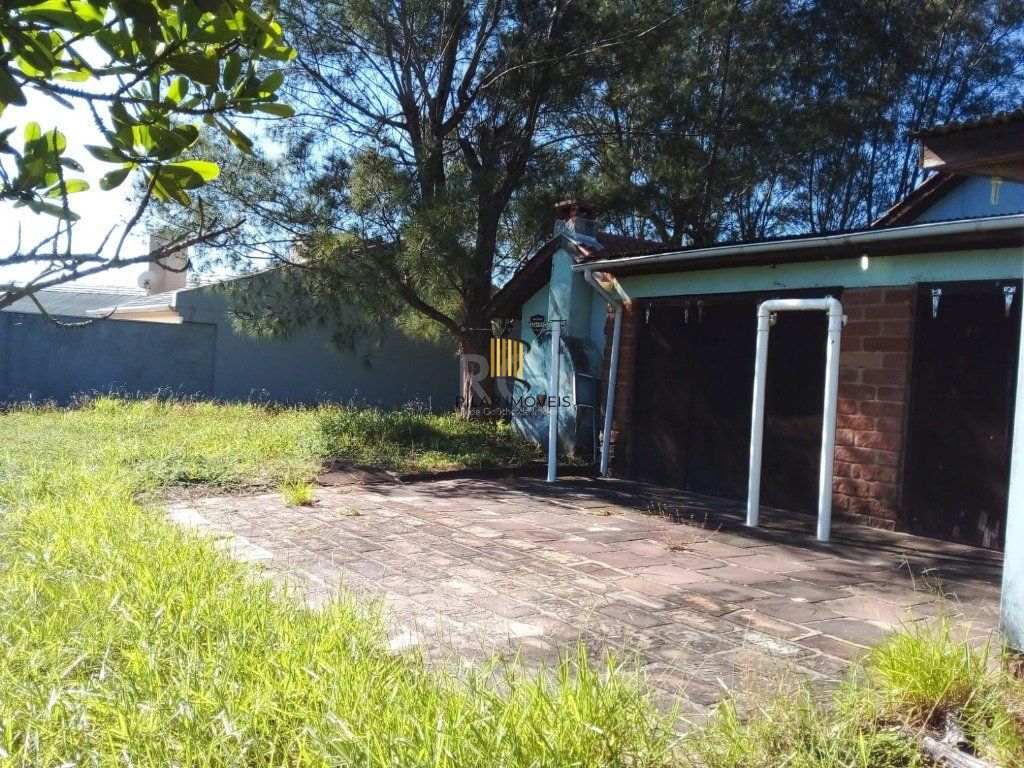 Casa para Venda - 600m², 3 dormitórios, 1 vaga - Interpraias