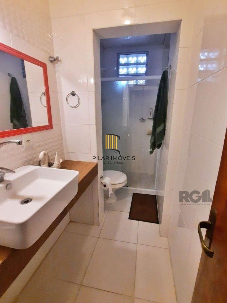 casa de 5 dormitórios no bairro Glória
