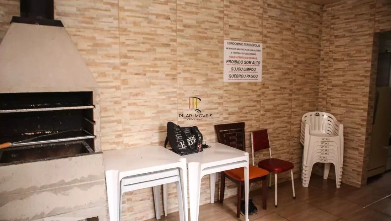 Apartamento de 1 dormitório, com 40 m², no bairro Teresópolis.