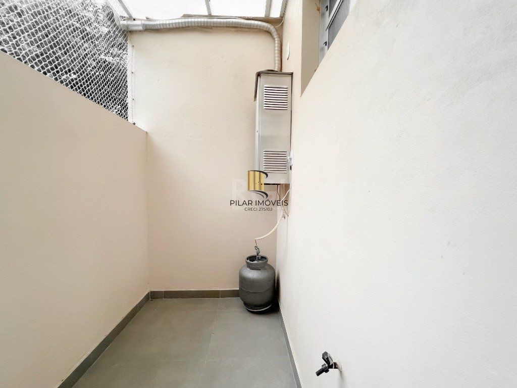 Apartamento 85m² - 3 dormitórios, sacada, churrasqueira no bairro Cidade Baixa