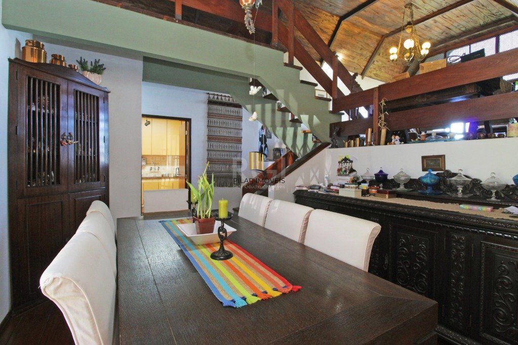 Casa 3 dor. sendo 1 suite, piscina, com vista panorâmica  no Morro Apamecor.