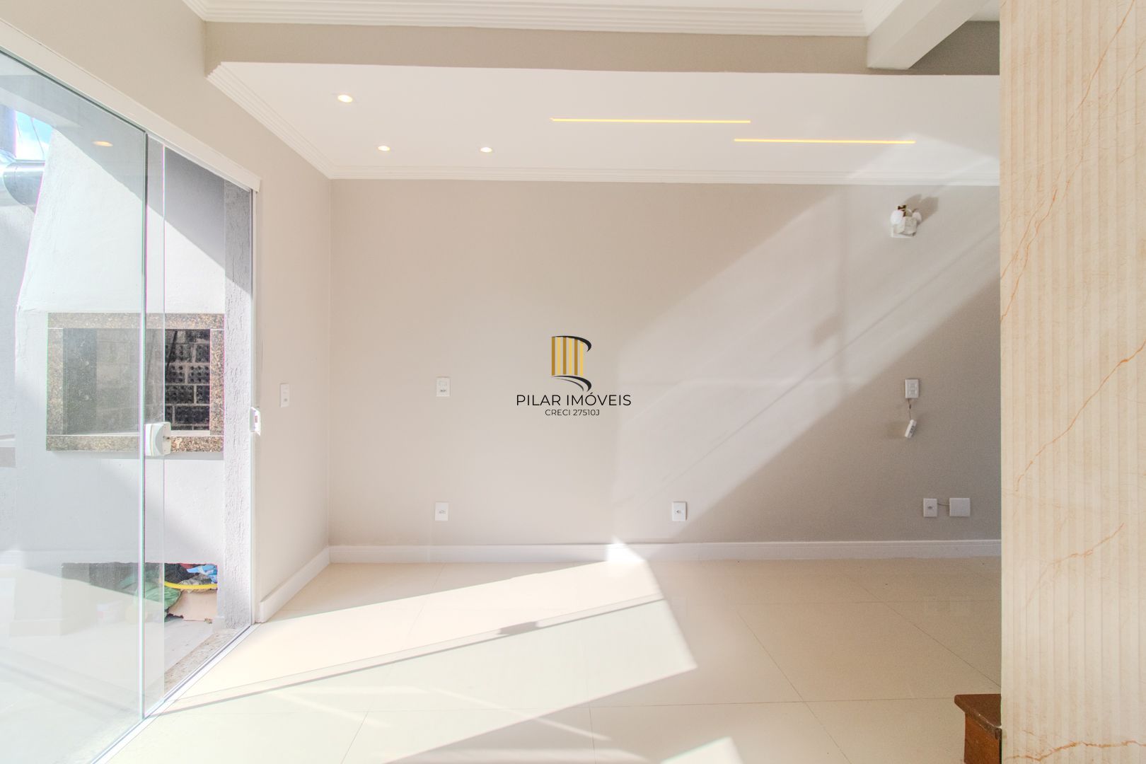 Casa 2 suítes com piscina toda reformada no Guarujá