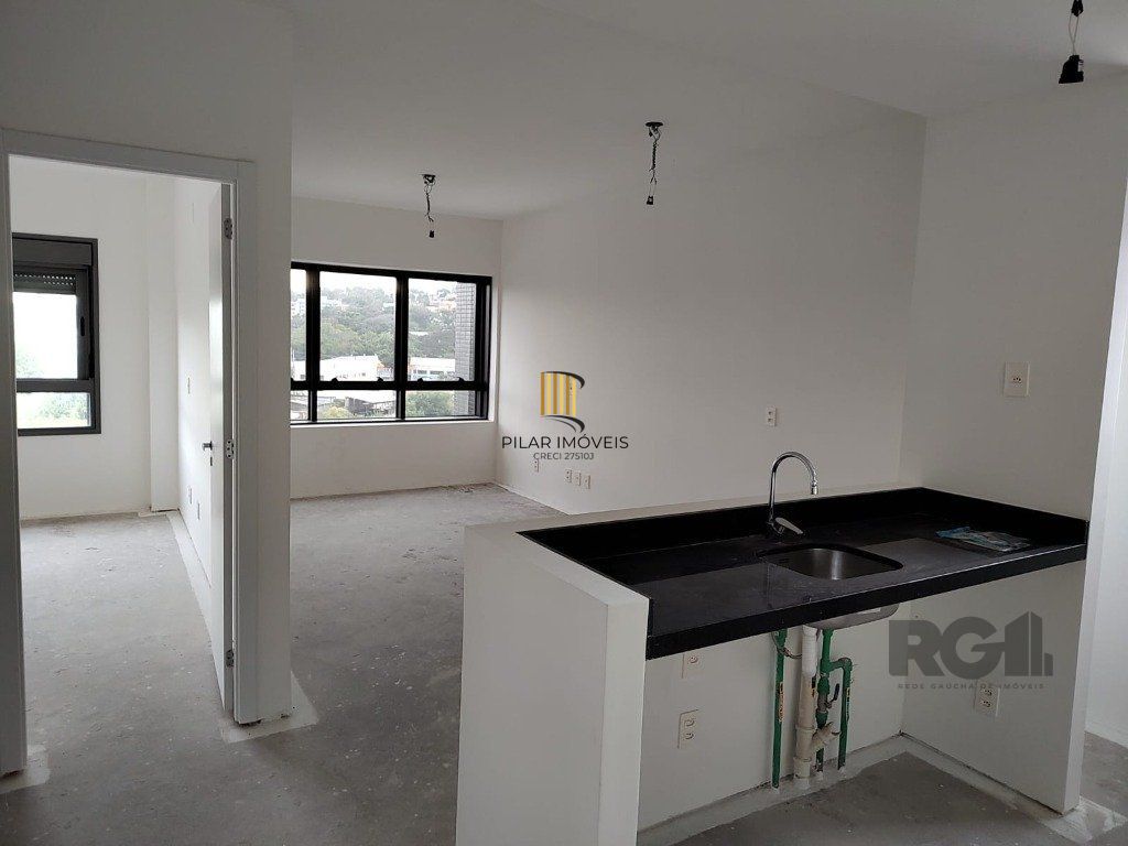 Apartamento 1 dor, 1 vaga coberta, localizado junto ao Bourbon Shopping Teresópolis.
