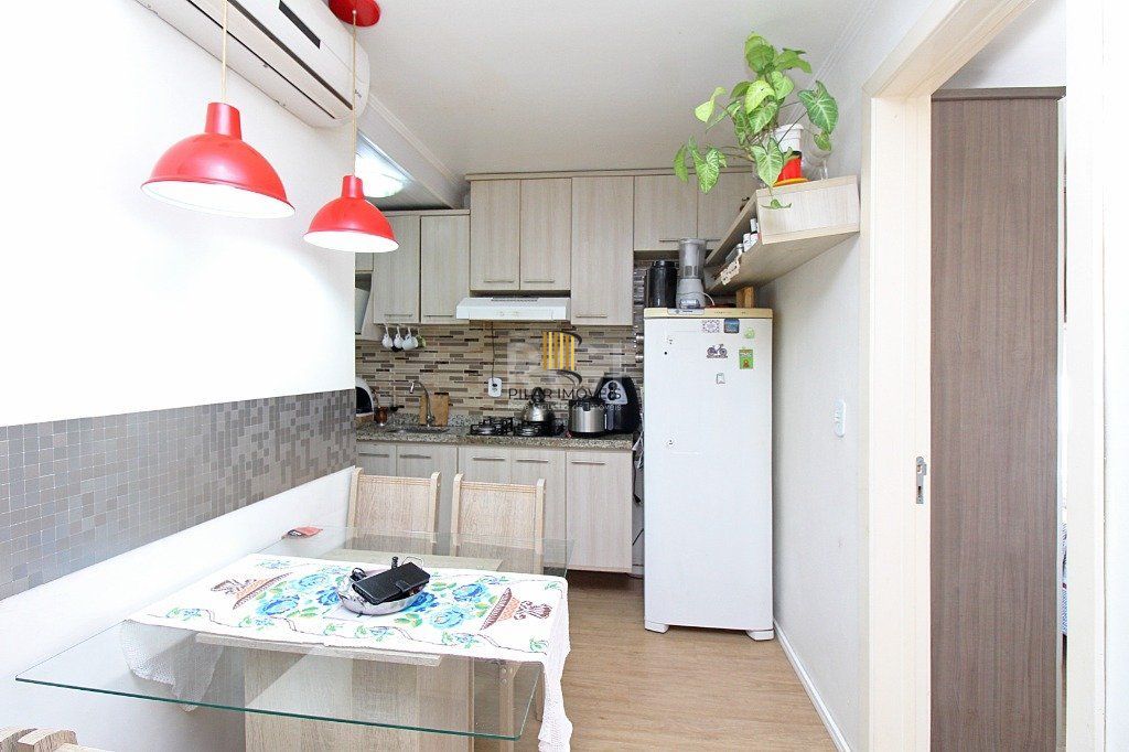 Apartamento 2 dormitórios no bairro Rubem Berta