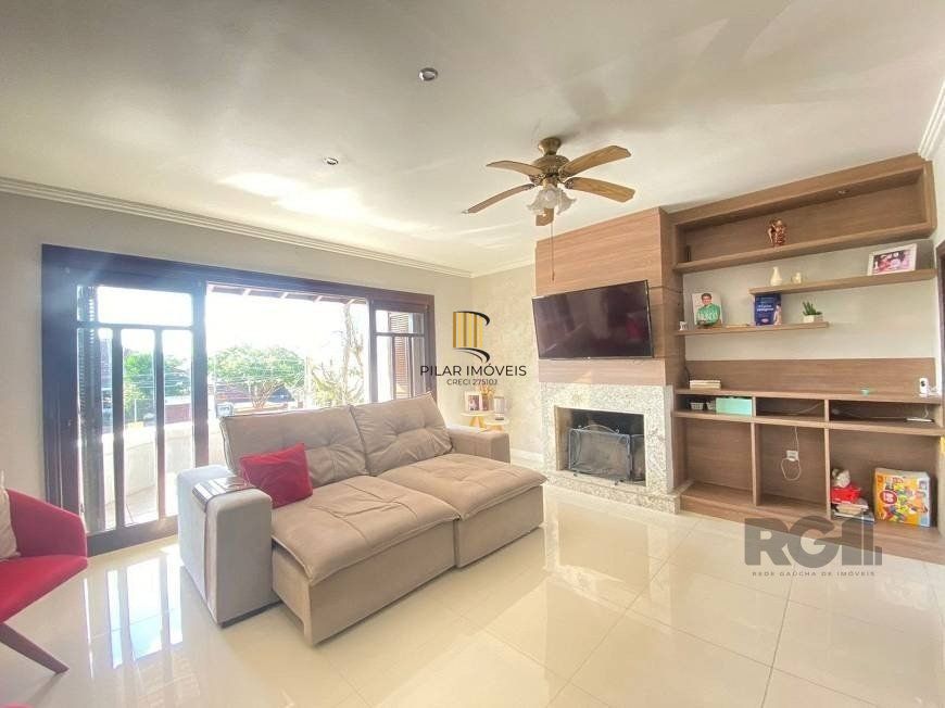 Excelente casa de 300m² com 4 dormitórios no bairro Sarandi. 