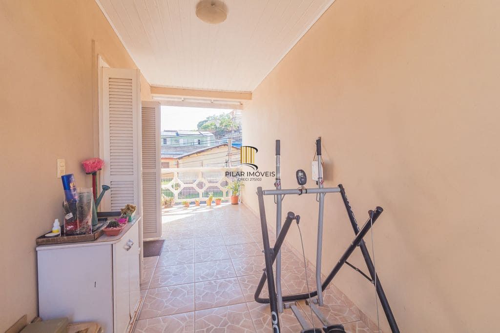 Casa 3 dormitórios à venda no Bairro Passo das Pedras