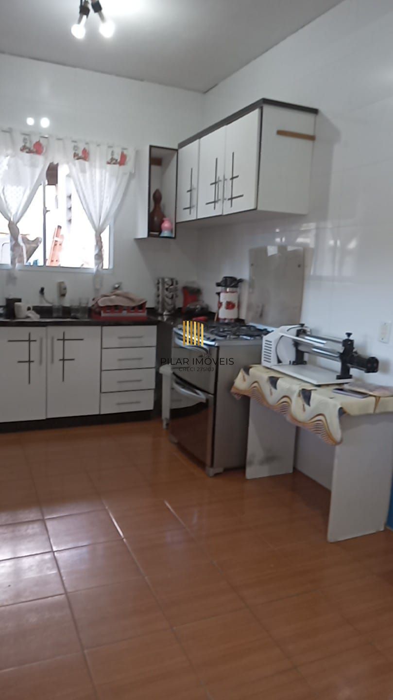 Casa 2 dormitórios no bairro Teresópolis