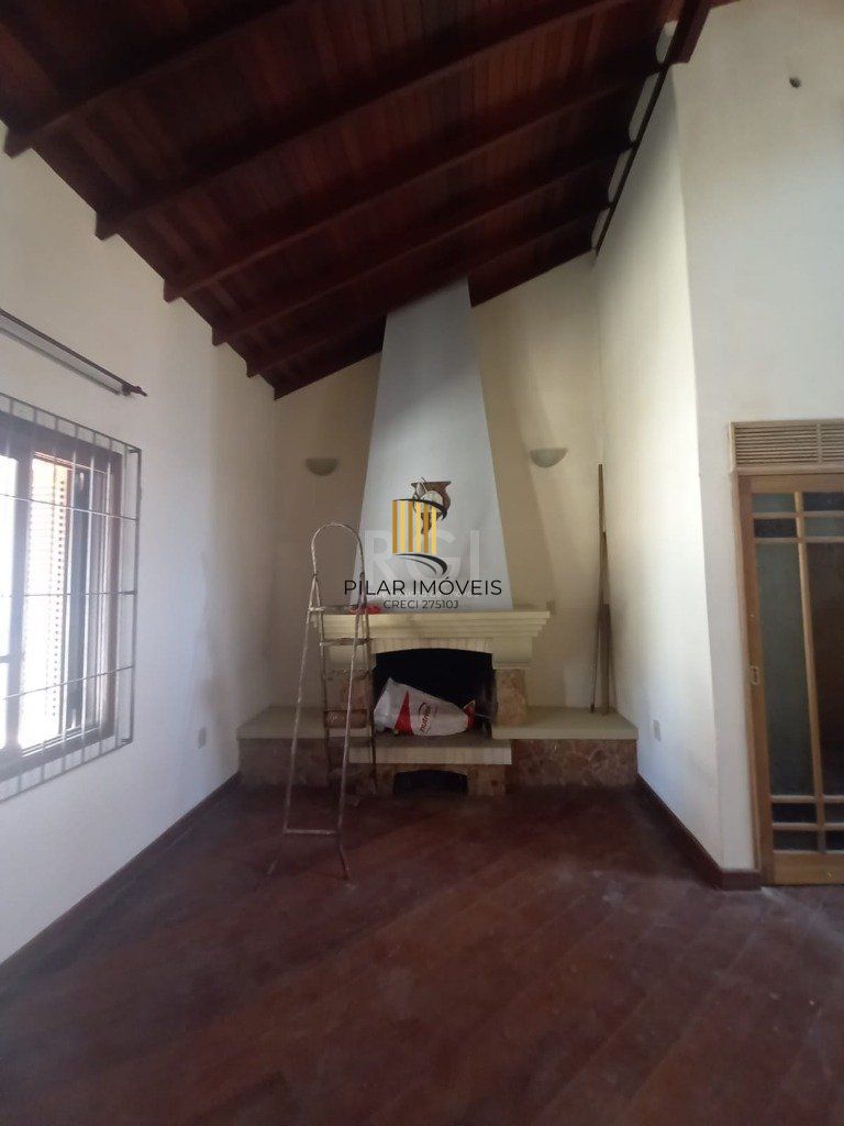 Casa 3 dormitórios no bairro Nonoai