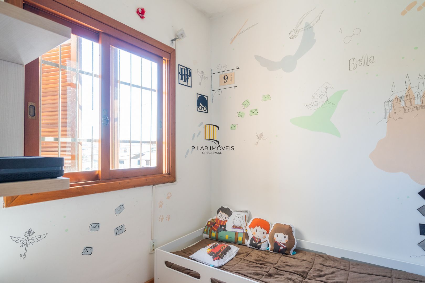 Casa em condomínio de 105m² - 2 dormitórios e 1 vaga no bairro Guarujá
