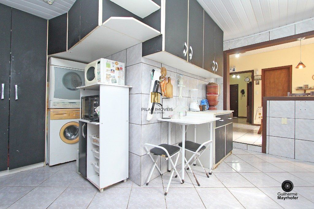 Casa para Venda - 150m², 2 dormitórios, 2 vagas - Nonoai