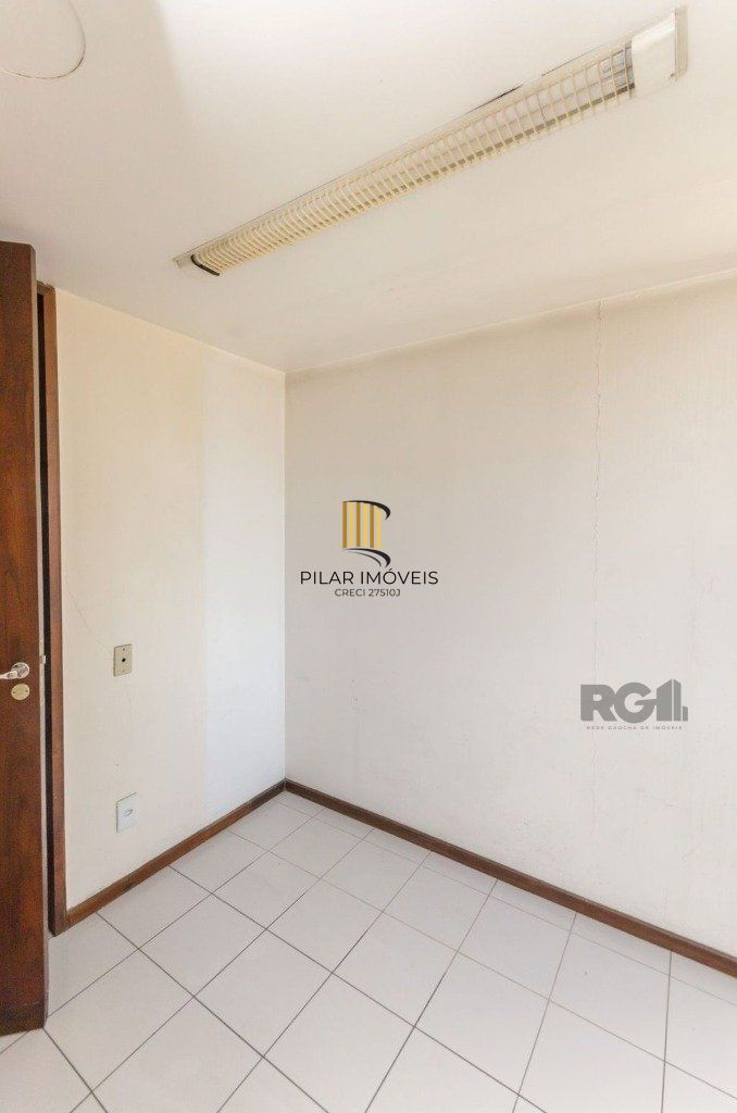 Apartamento 152m², 3 dormitórios, 2 vagas no bairro Auxiliadora