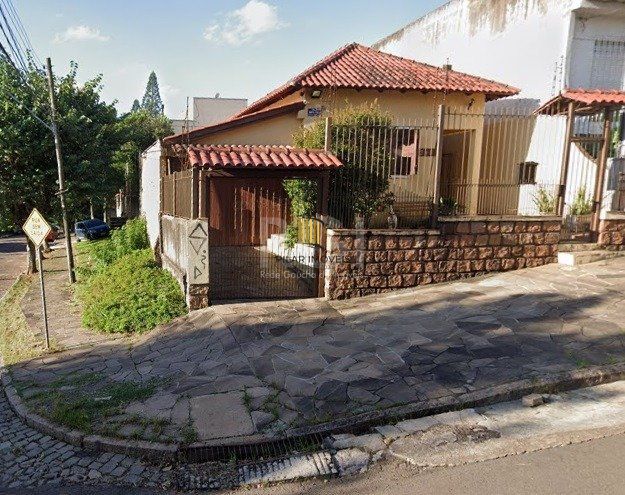 Casa para Venda - 150m², 2 dormitórios, 2 vagas - Nonoai
