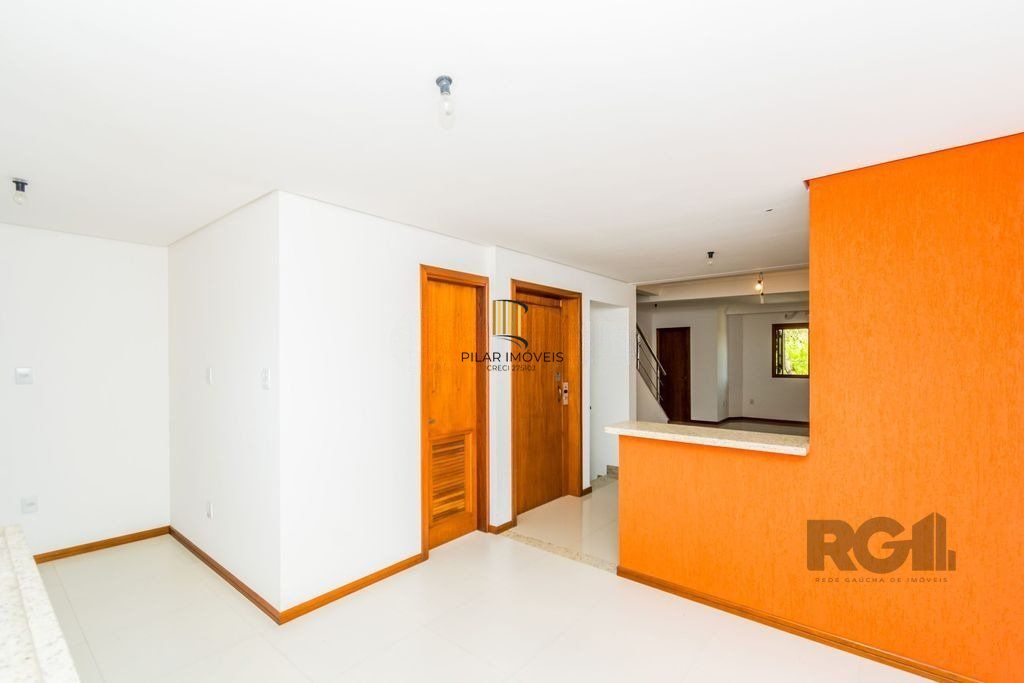 Casa 320m², 3 dormitórios, 3 vagas no bairro Jardim Itu