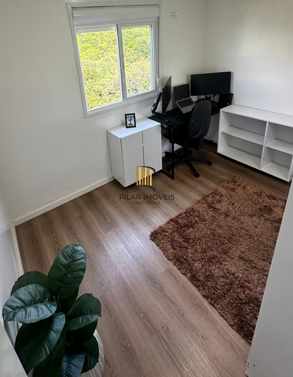 Apartamento de 2 dormitórios no Bairro Vila Nova - Porto Alegre.