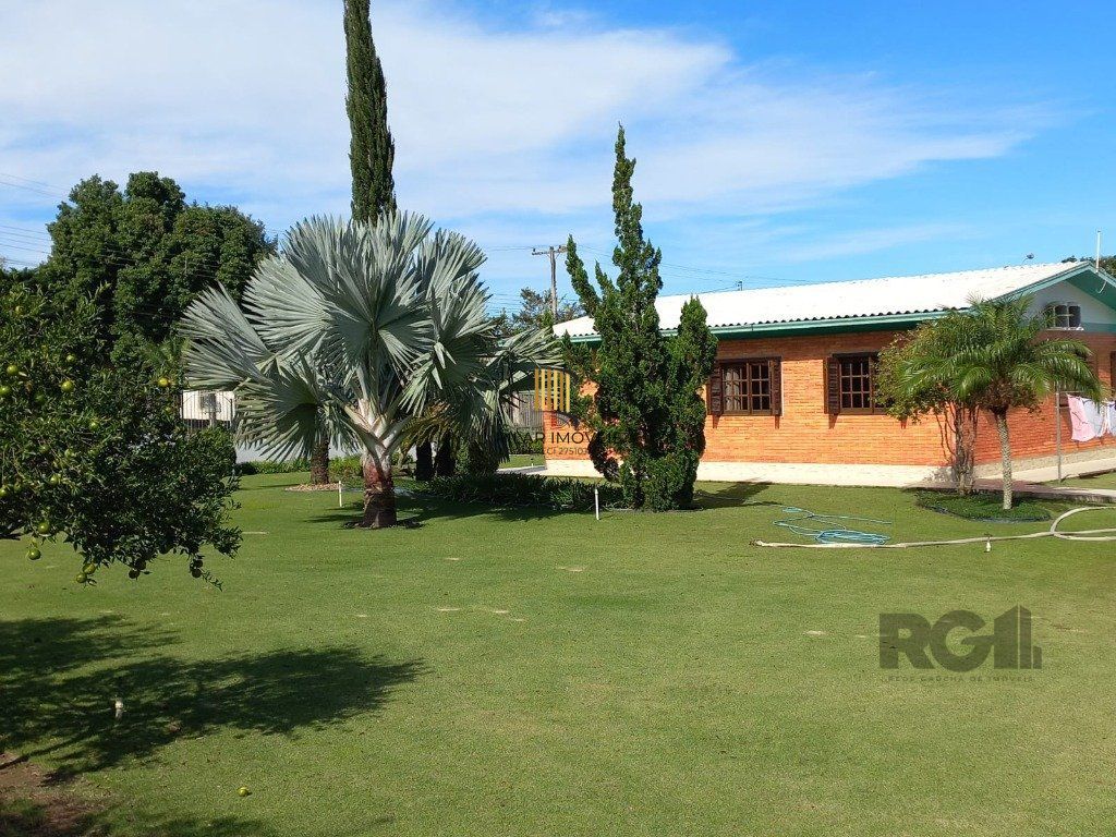 Casa 161m² - 2 dormitórios, 4 vagas no bairro Santo Onofre em Viamão