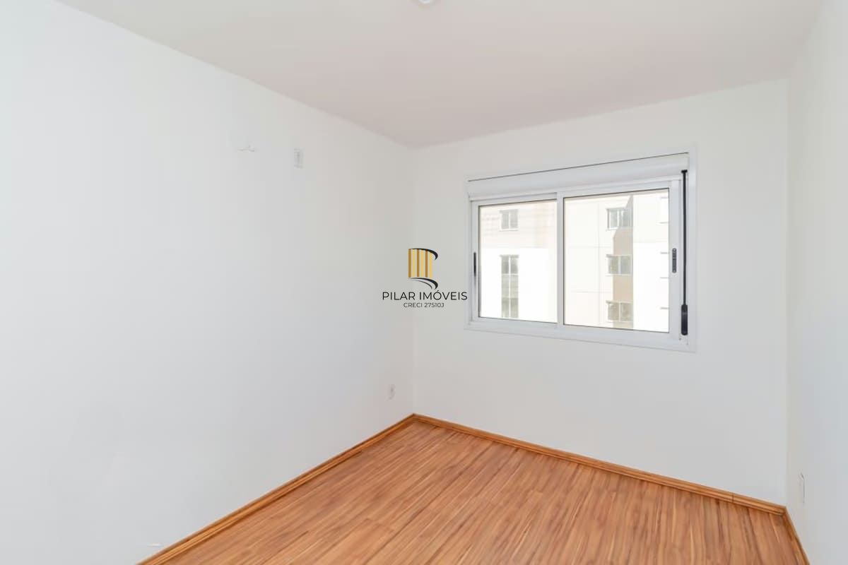 Apartamento de 2 dormitórios à venda em Hípica, Porto Alegre.