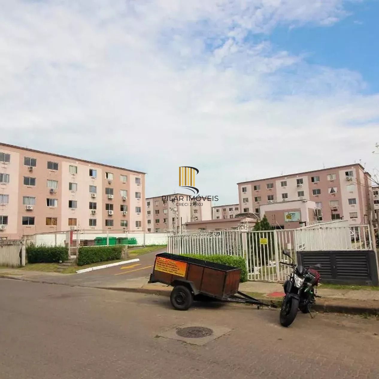 Apartamento de dois dormitórios e  01 vaga garagem na zona sul -Porto Alegre