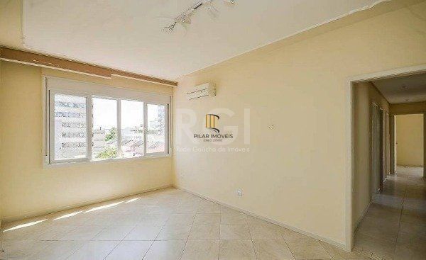 Apartamento 3 dormitórios no bairro Menino Deus