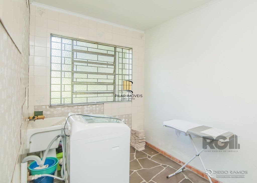 Casa 3 dorms à venda Rua Intendente Alfredo Azevedo, Glória - Porto Alegre