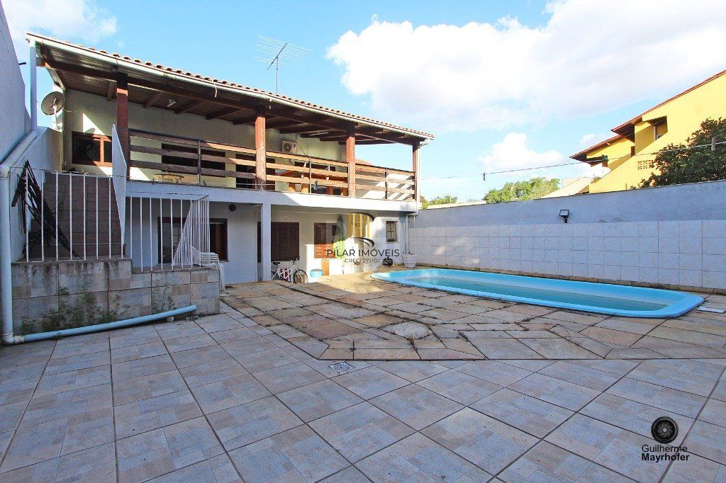 Casa para Venda - 180m², 3 dormitórios, sendo 1 suites, 3 vagas - Parque dos Maias