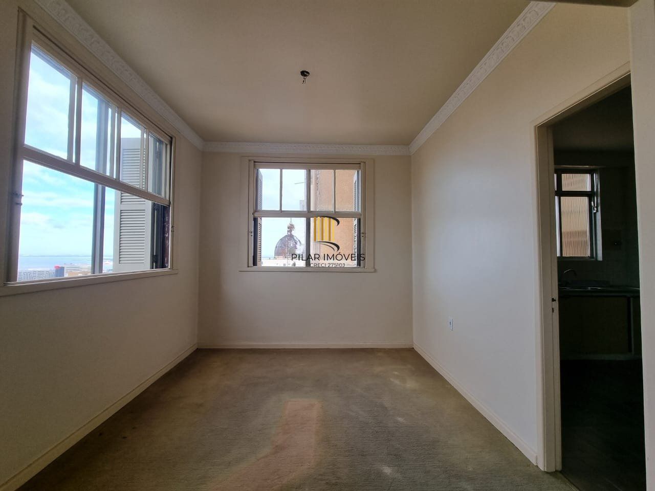 Apartamento com 3 dormitórios no Bairro centro histórico