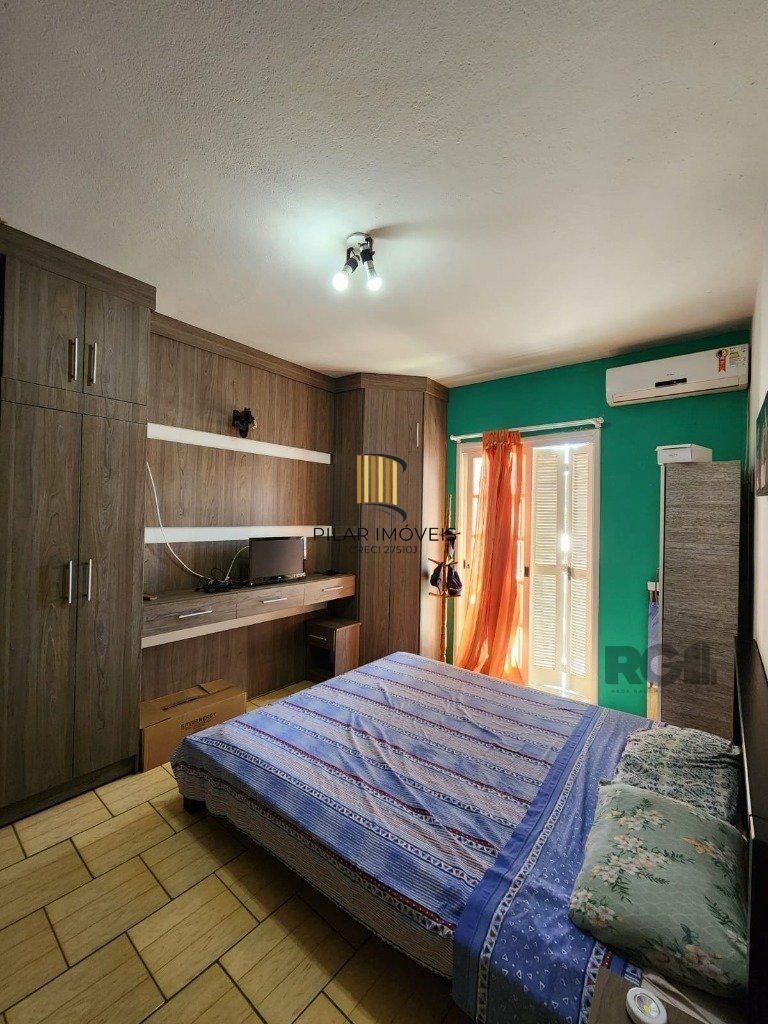 Casa de 3 dormitórios no bairro Vila Nova