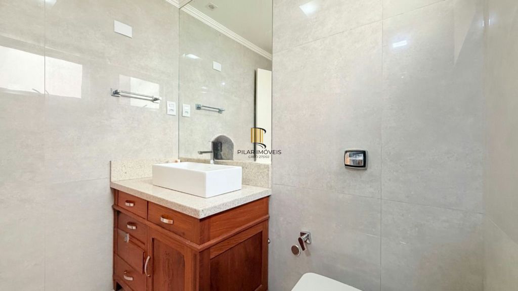 Apartamento de 2 dormitórios à venda em Petrópolis - Porto Alegre