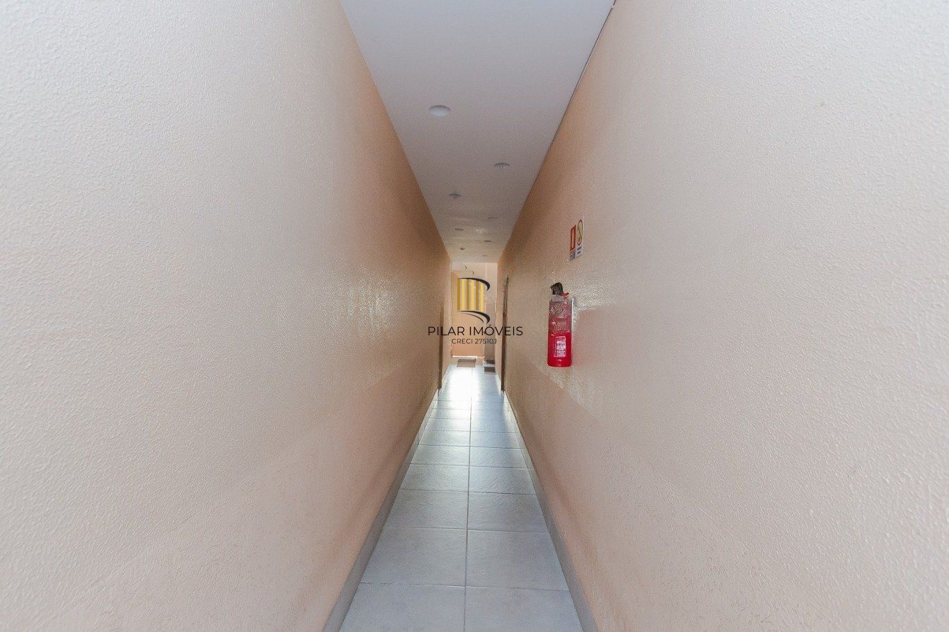 Apartamento à venda com 2 quartos 81 m²