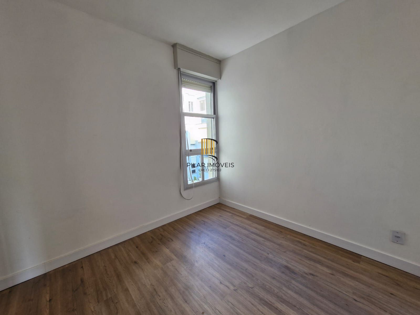 Apartamento 3 dormitórios na rua Corronel Massot, Cristal.