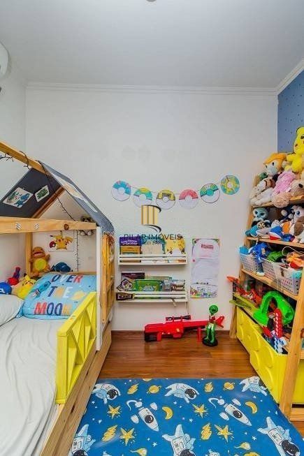 Apartamento 67m² - 2 dormitórios, 1 vaga no bairro Cidade Baixa