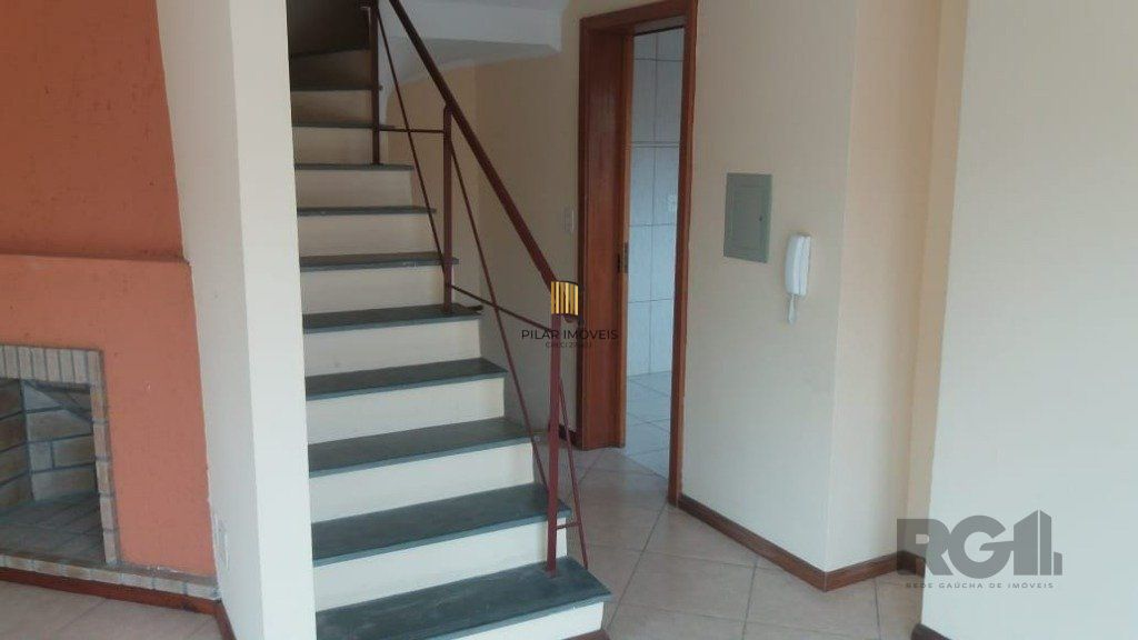 Casa 3 dormitórios no bairro Nonoai