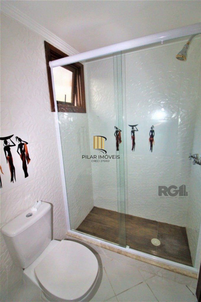 Casa em condomínio 111m² - 3 dormitórios sendo 1 suíte e 4 vagas no bairro Espirito Santo