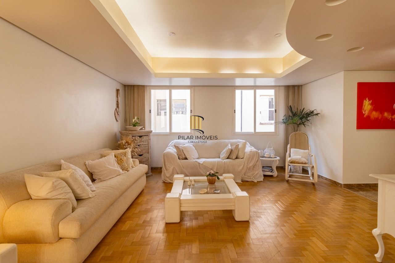 Cobertura à venda com 4 quartos 180 m²  rua Ramiro Barcelos no Bom Fim Porto Alegre