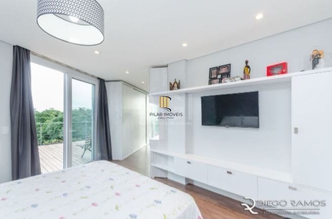 Casa para Venda - 315m², 3 dormitórios, sendo 1 suites, 2 vagas - Teresópolis