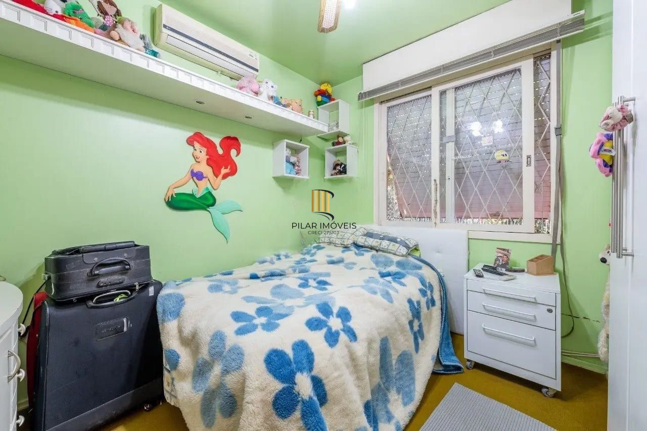 Casa de 3 dormitórios com 206m² à venda no Bairro Santa Tereza.