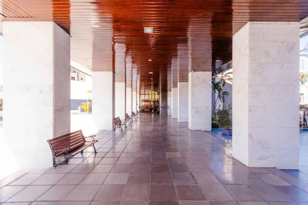 Cobertura 2 dormitórios à venda Avenida Alberto Bins, Floresta - Porto Alegre