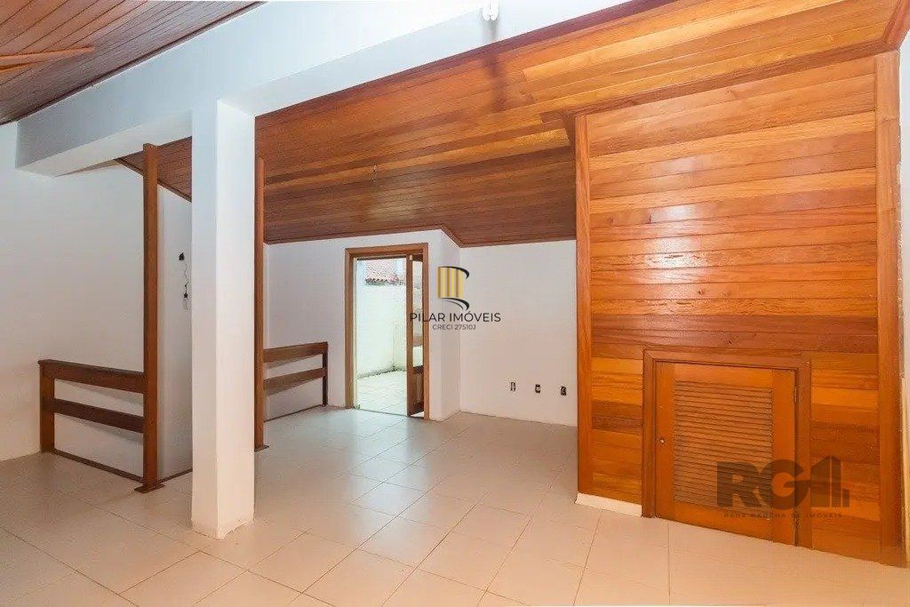 Casa com 3 dormitórios no bairro Jardim Itu