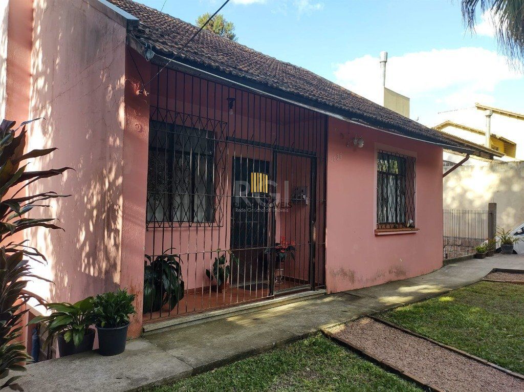 Casa 2 dormitórios no bairro Teresópolis