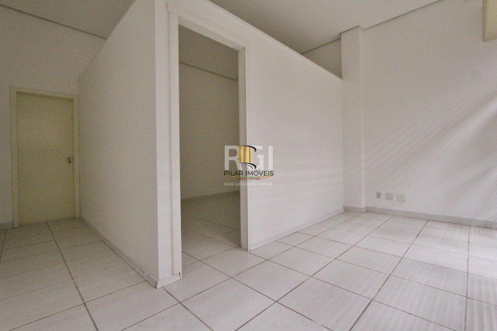 Conjunto/Sala para Venda - 31.72m², 0 dormitórios, Teresópolis