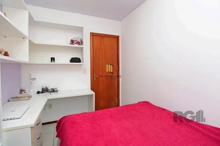 Excelente casa de 45m² com 1 dormitório e 1 vaga no bairro Hípica. 
