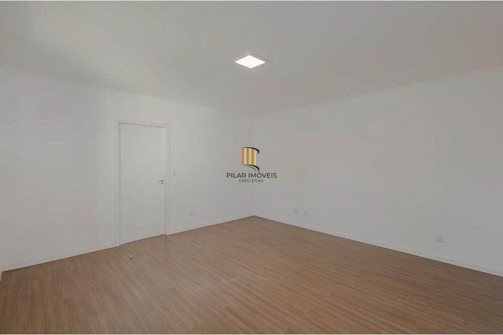 Casa 3 dormitórios no bairro Teresópolis