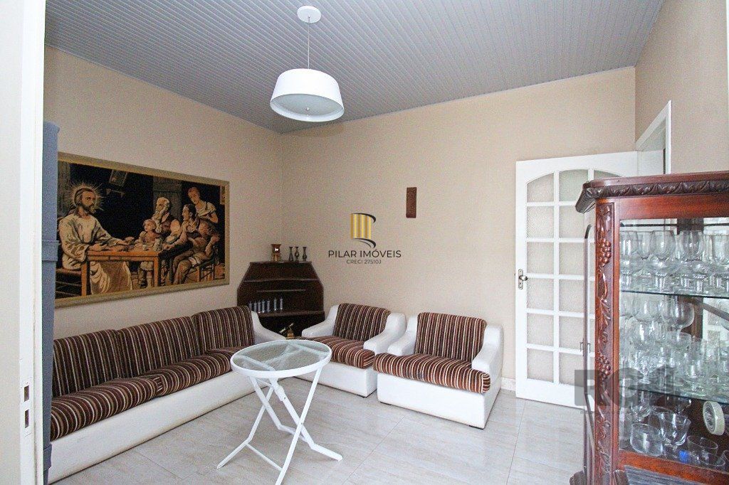 Casa 3 dormitórios no bairro Teresópolis